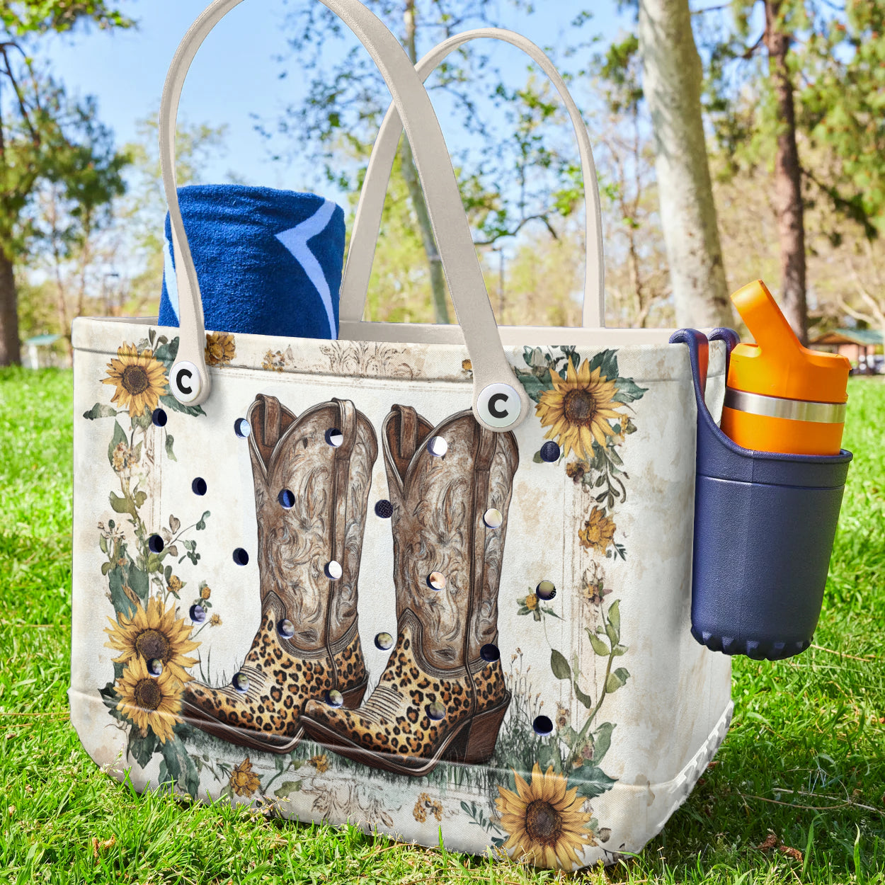 Spheregoods Cee™ Bag Boots & Blooms
