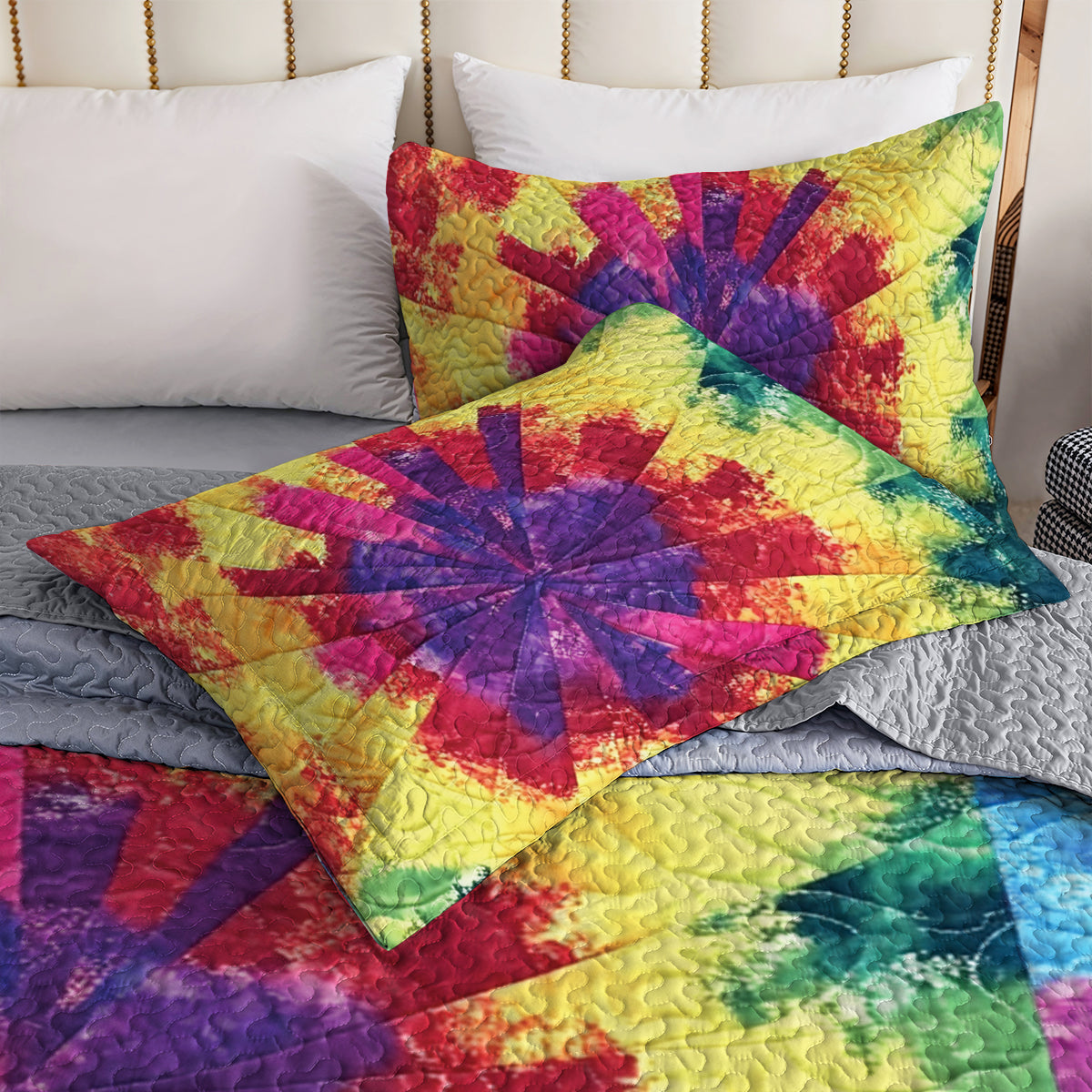 Spheregoods All Season Quilt 3-Piece Set Rainbow fabric pattern