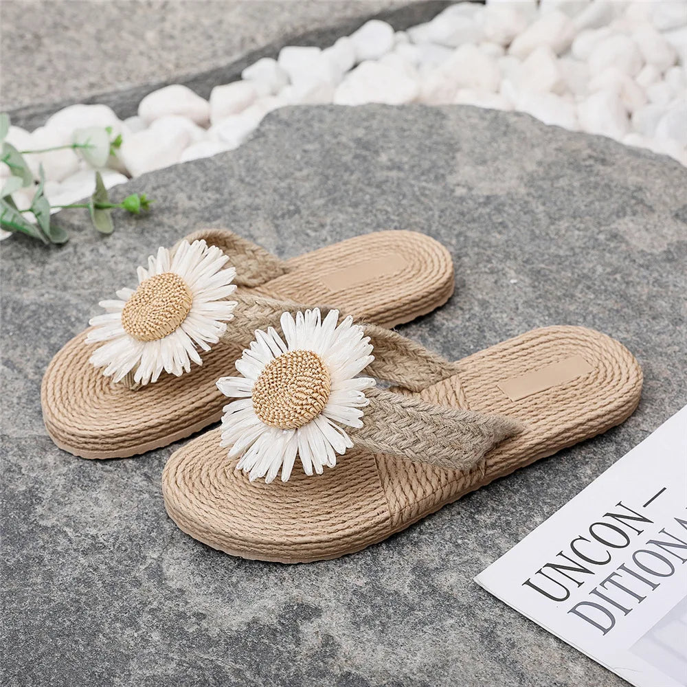 SphereGoods Faux Grass Sandals