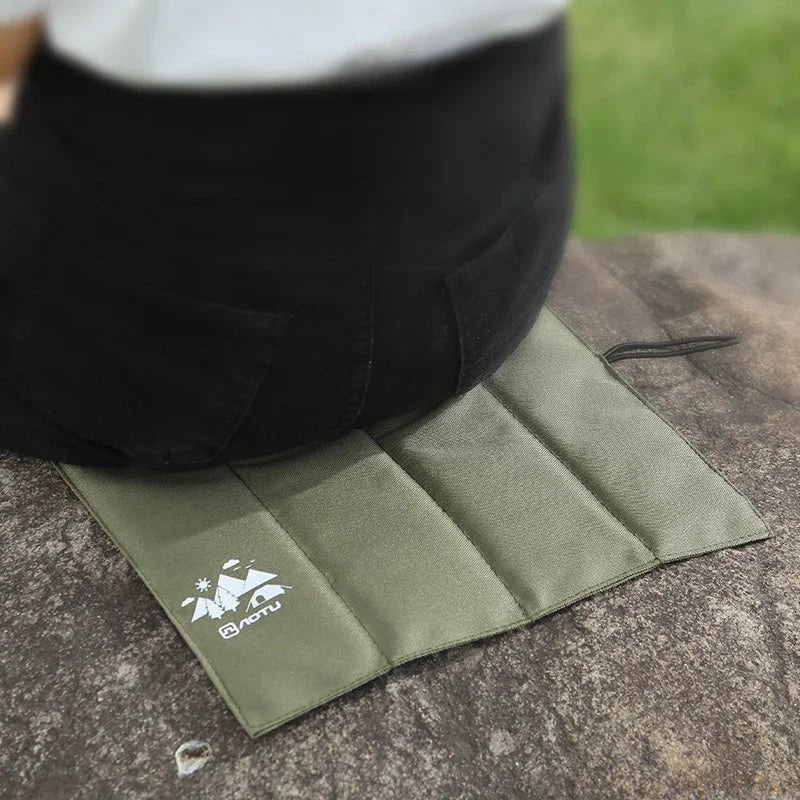 Portable Waterproof Picnic Mat – Moisture-Proof & Foldable