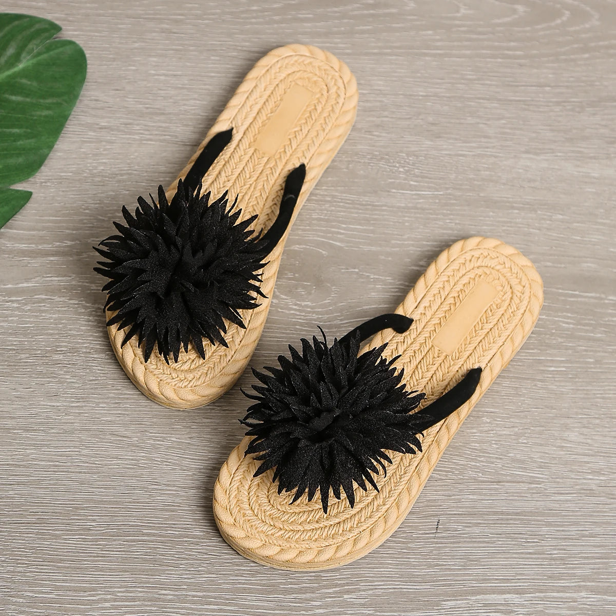 SphereGoods Black Flower Flat Flip-Flops