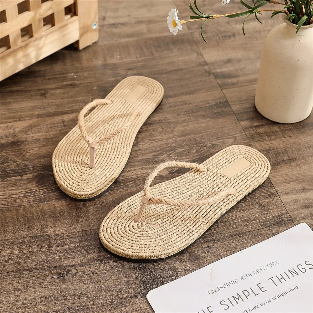 SphereGoods Faux Grass Sandals