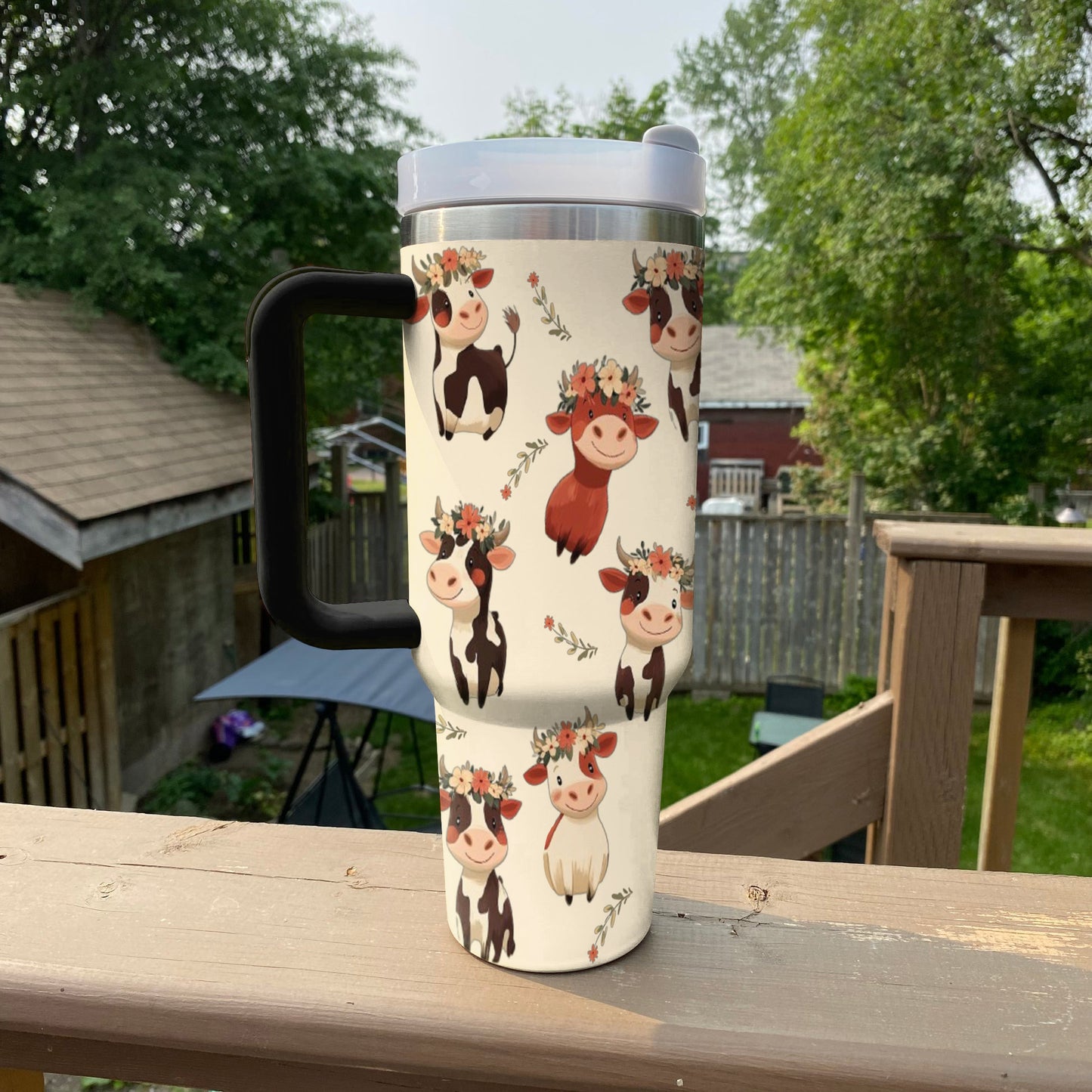 Spheregoods Tumbler Blissful Bovine