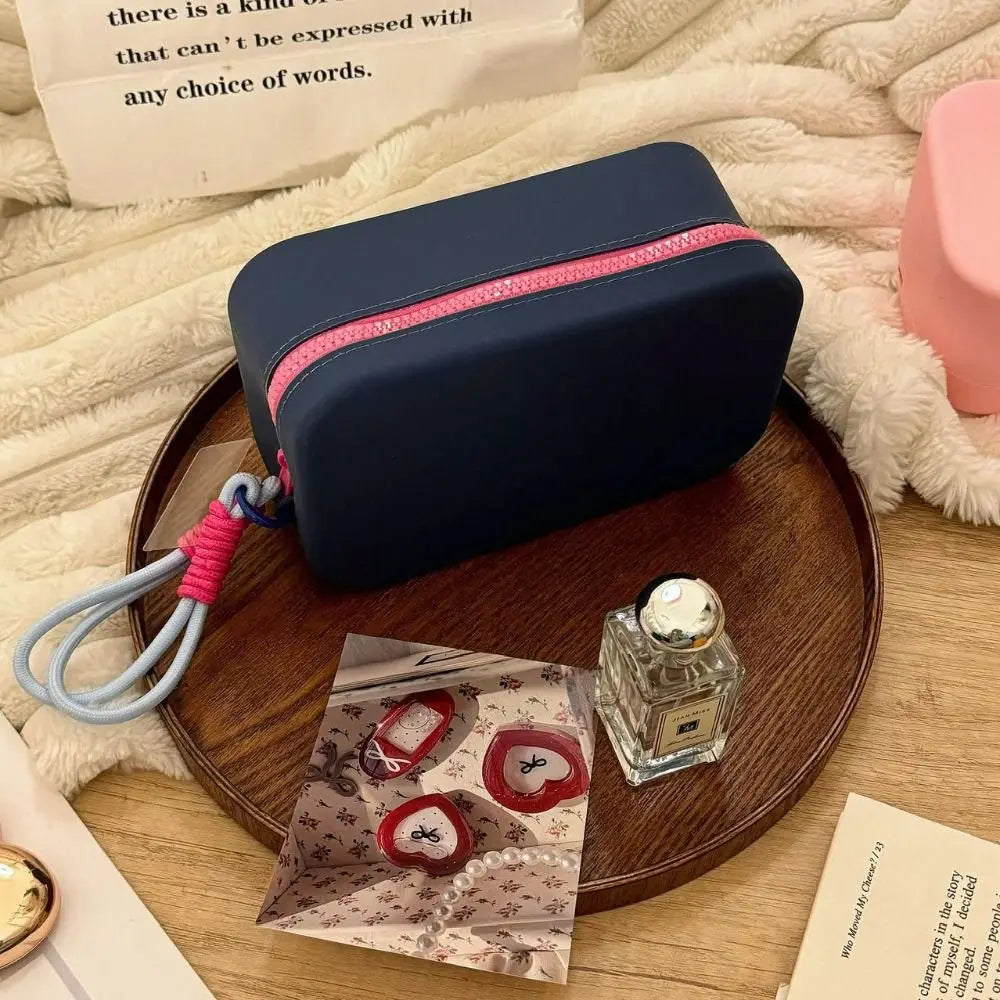 Spheregoods Large Capacity Silicone Zipper Bag