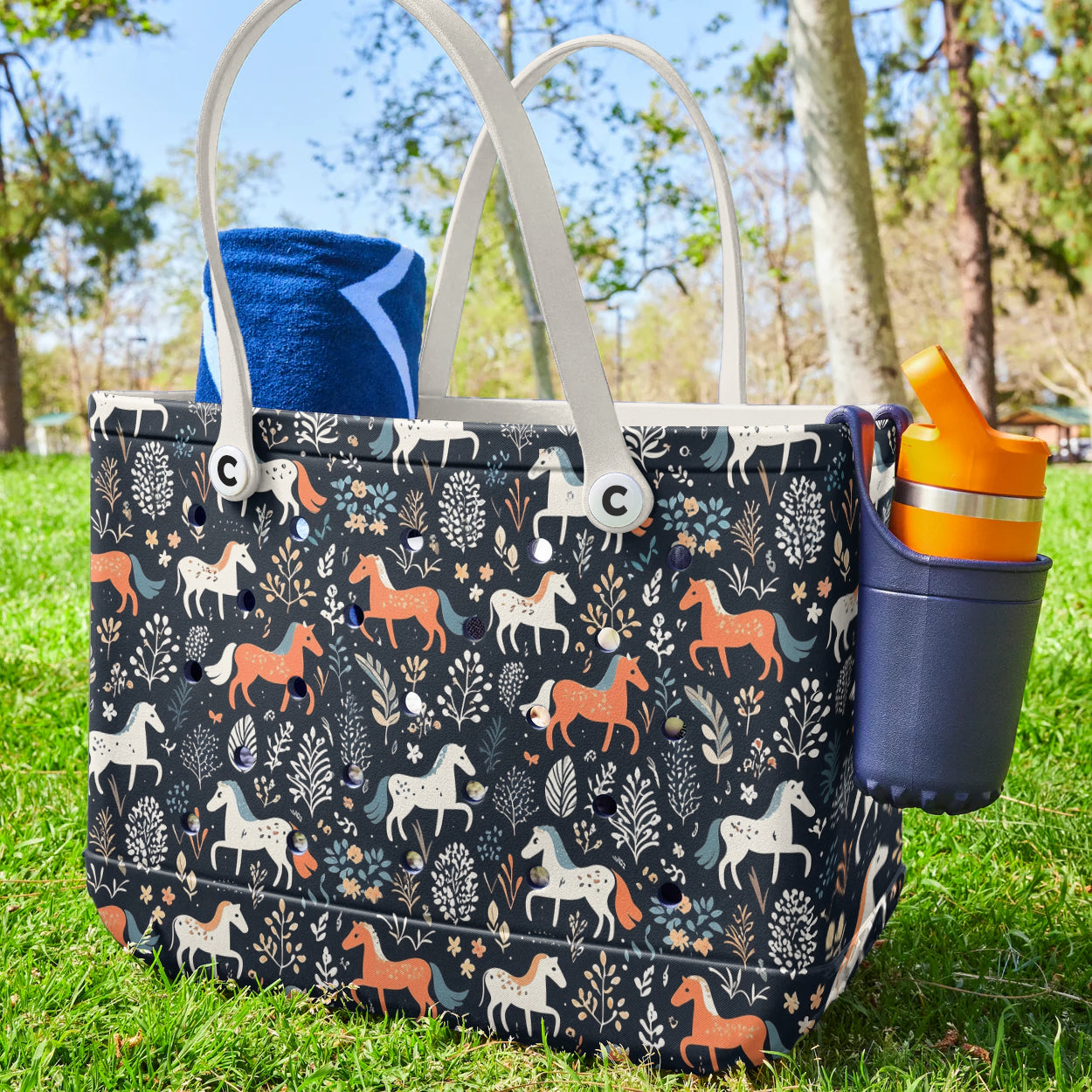 Spheregoods Cee™ Bag Scandinavian Horses